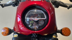 Indian Scout 101 Ltd+Tech Maroon w/graphics (25MY)